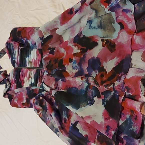 Guess halter dress - Picture 1 of 6